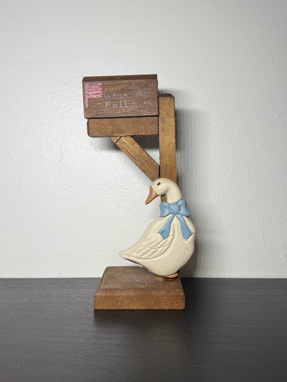 Vintage 1980s Wooden Duck ‘Welcome Friends’ Sign Shelf Sitter